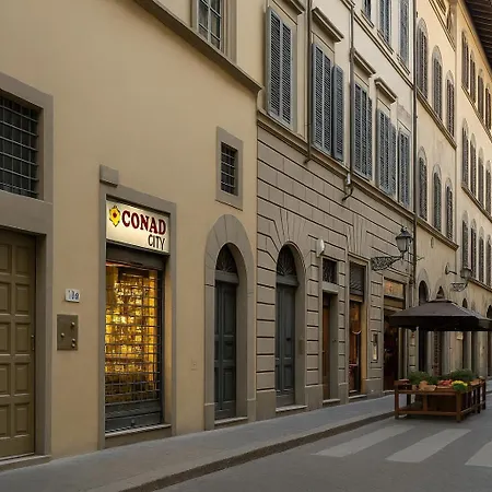 Deservi Charming Boccaccio * Florence